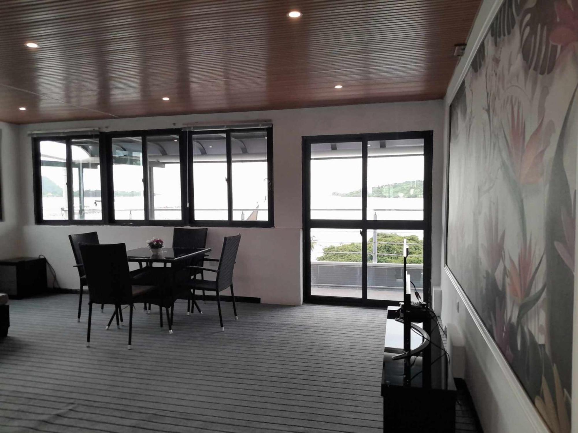 Crystal Beach Hotel Port Vila Exterior foto